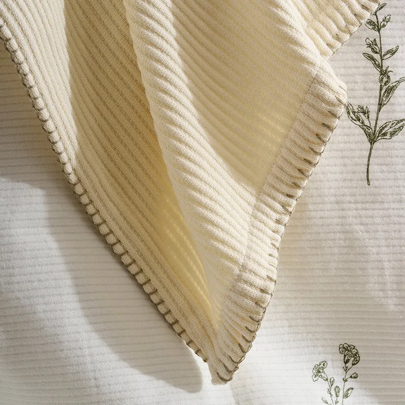 Wovelle Throw - Ivory & Beige media 4