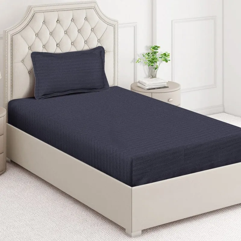 Tiryn Bedsheet (Violet) - 140 GSM media 1