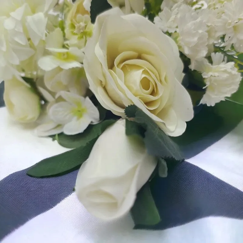 Verdelle Artificial Flowers Bunch media 5