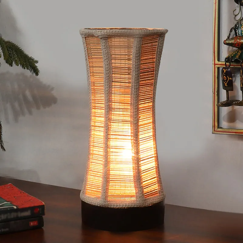 Halora Bamboo Curve Table Lamp - Black media 2