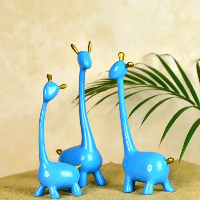 Blue Long Heads Showpiece media 1