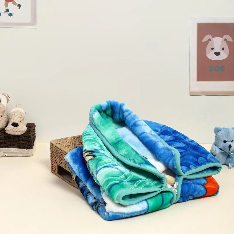 Monte Carlo Dreamy Snuggle Blanket (Blue) - 553 GSM media 3