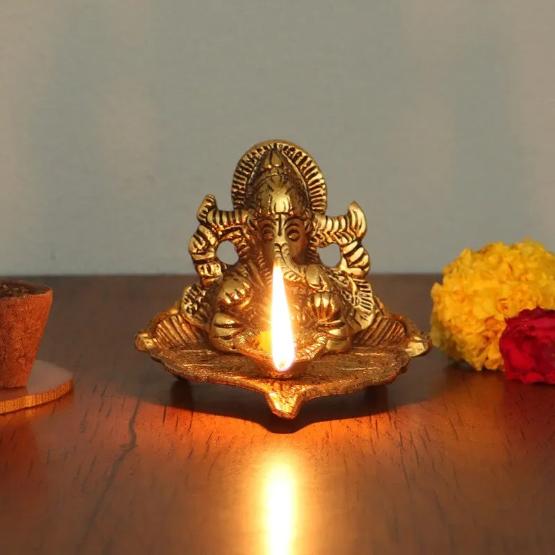 Vighnaharta Jyoti Diya - Gold media 3