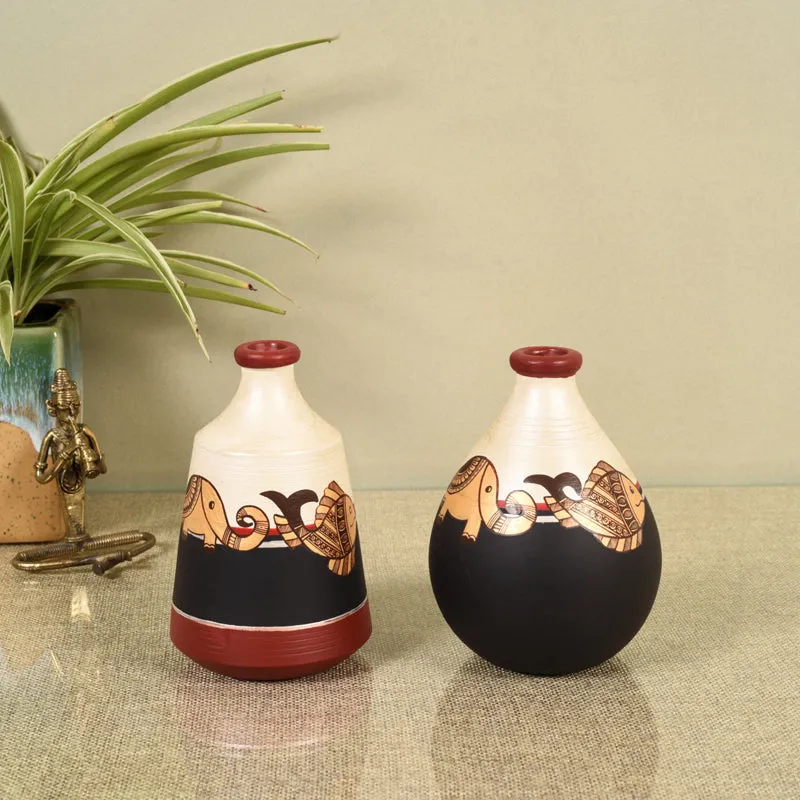 Machli Madhubhani Vase - Set Of Two media 1