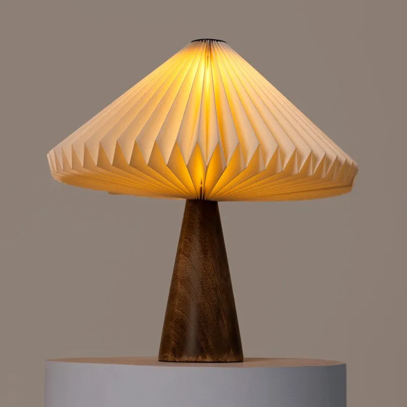 Fig Living Ballet Table Lamp - White,Brown media 8
