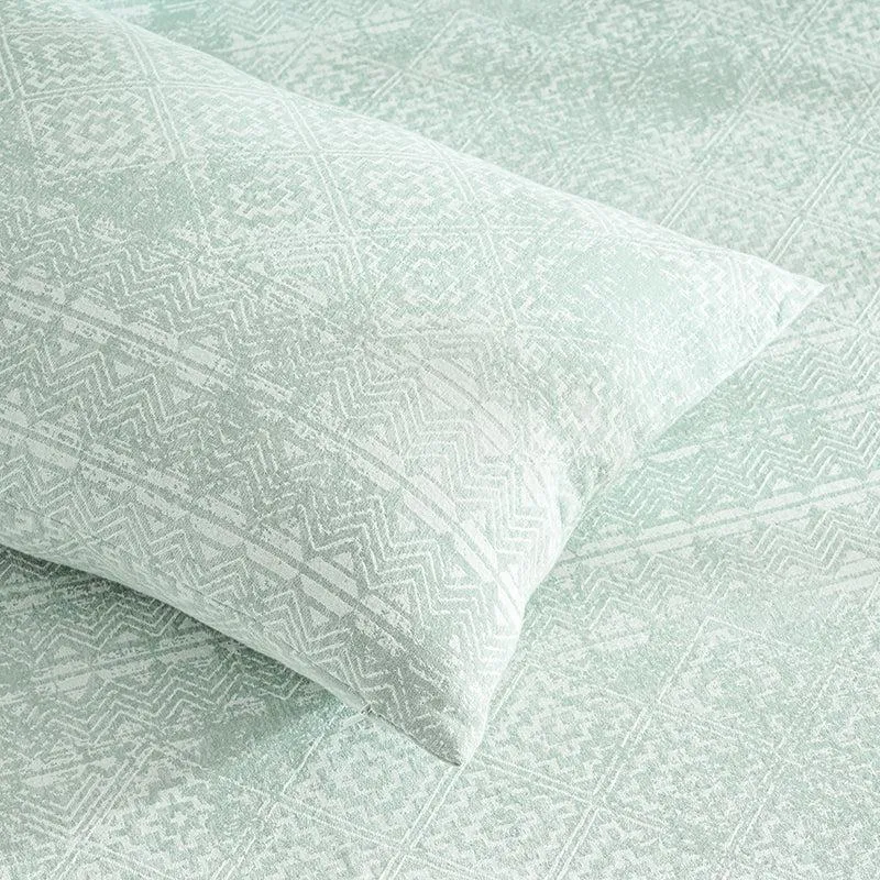 Nordic Calm Bed Cover - Sage Green media 4