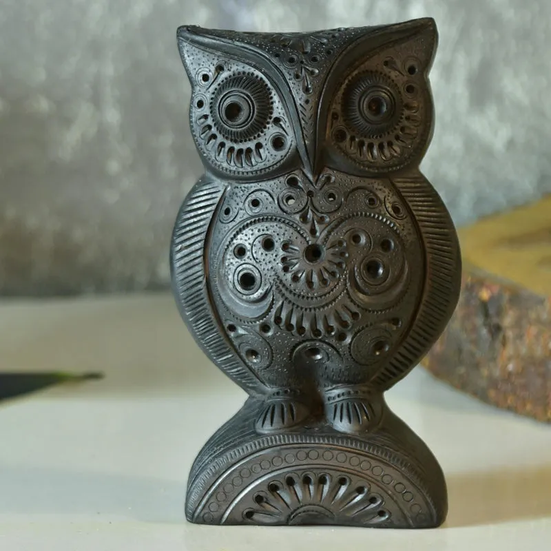 Mitti Hoot Terracotta Showpiece media 3