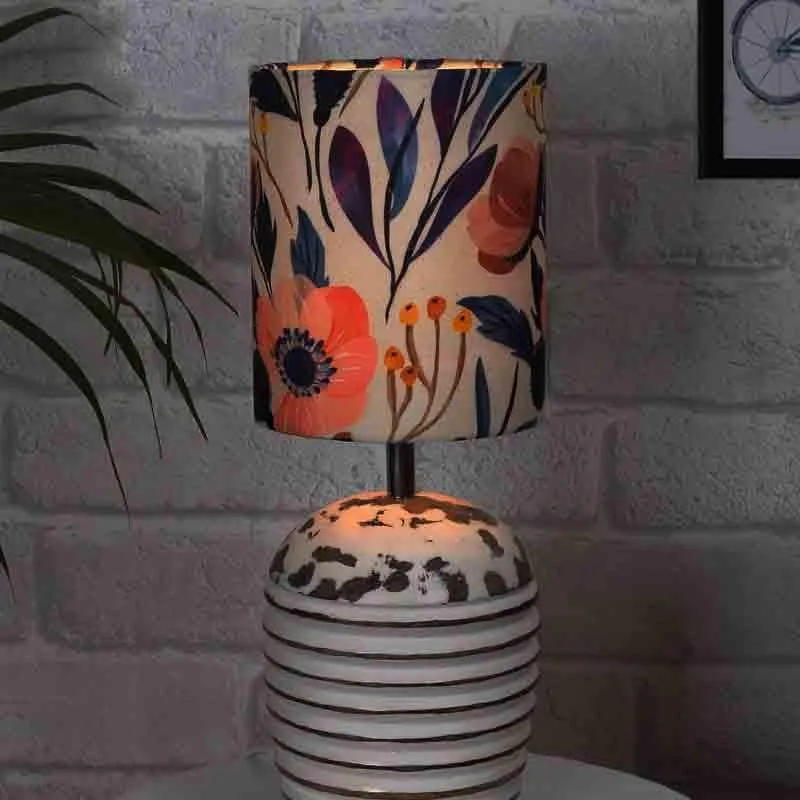 Garden Kisses Fabric Table Lamp - Multicolor media 1