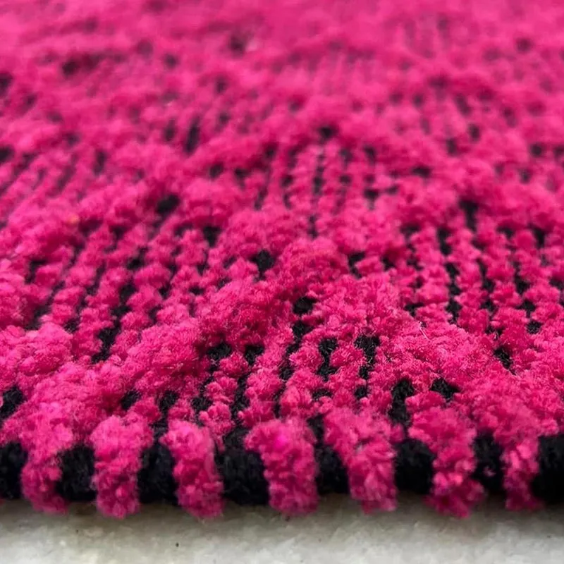 Royal Route Cotton Runner Rug media 3