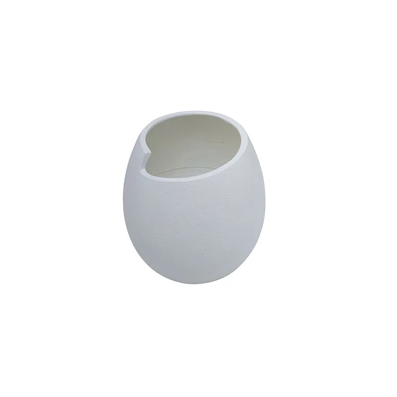 Itaro Ivory Metal Vase media 4