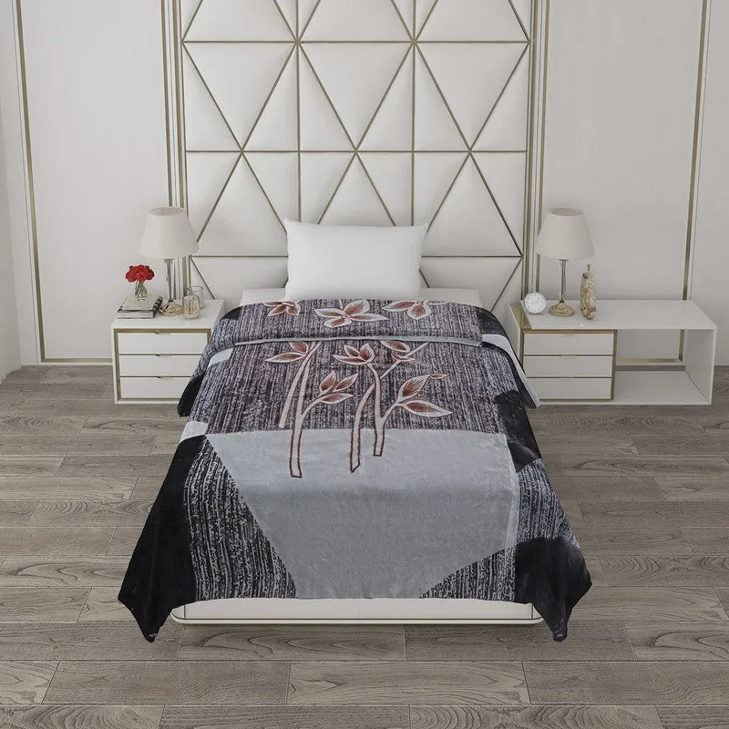 Monte Carlo Stripy Blocks Blanket - 600 GSM media 3