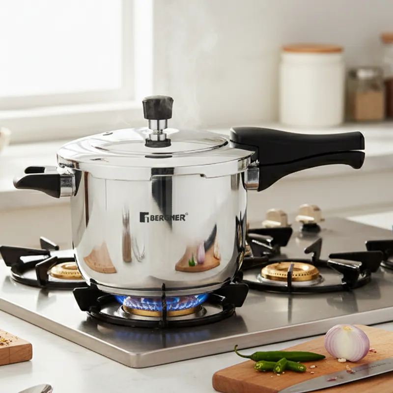 Bergner Induction Safe Pressure Cooker - 6500 ml/22 Inches media 1