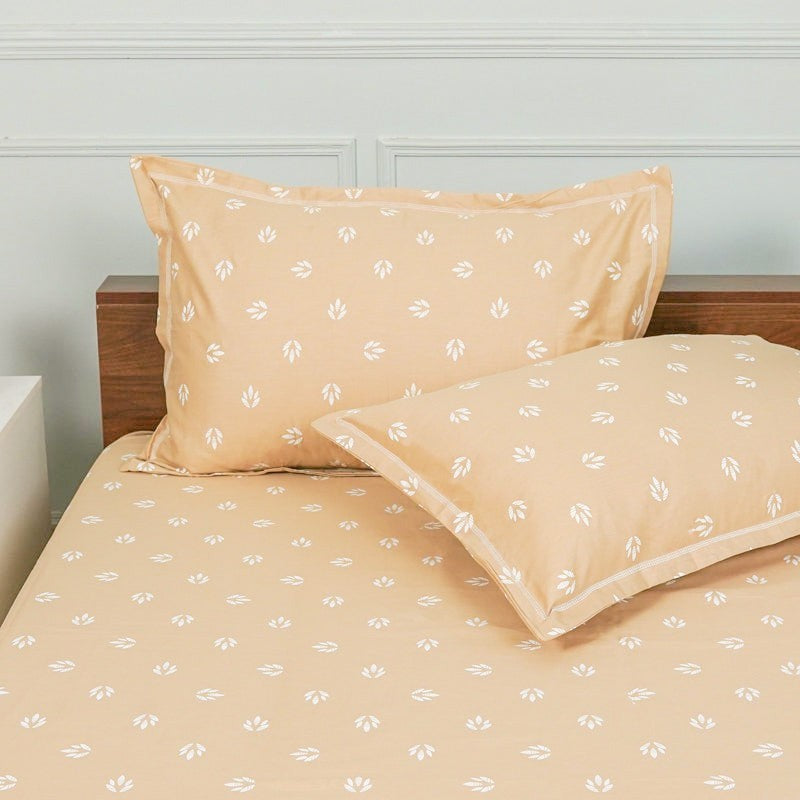 Gazal Floral Cotton Bedsheet (Beige) - 170 TC media 4