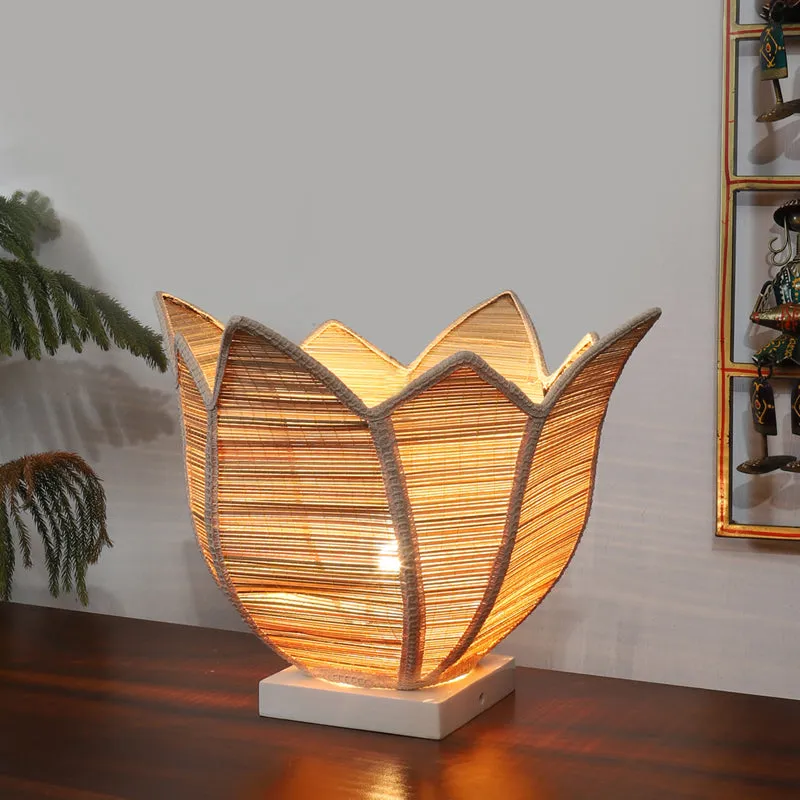 Weavix Bamboo Petal Edge Table Lamp - Beige media 2
