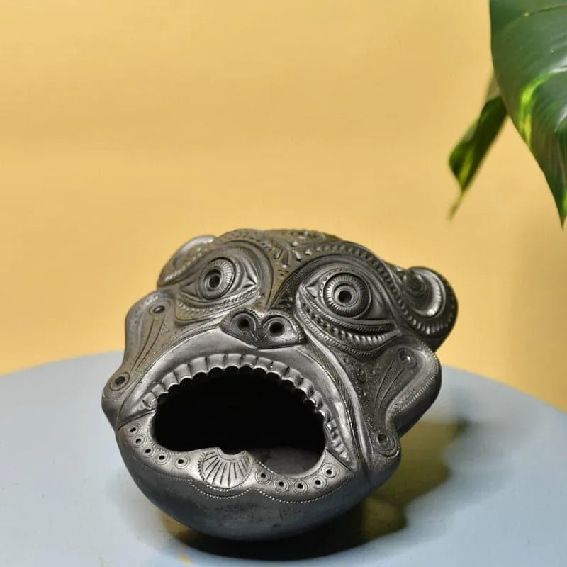 Maada Asura Showpiece media 1