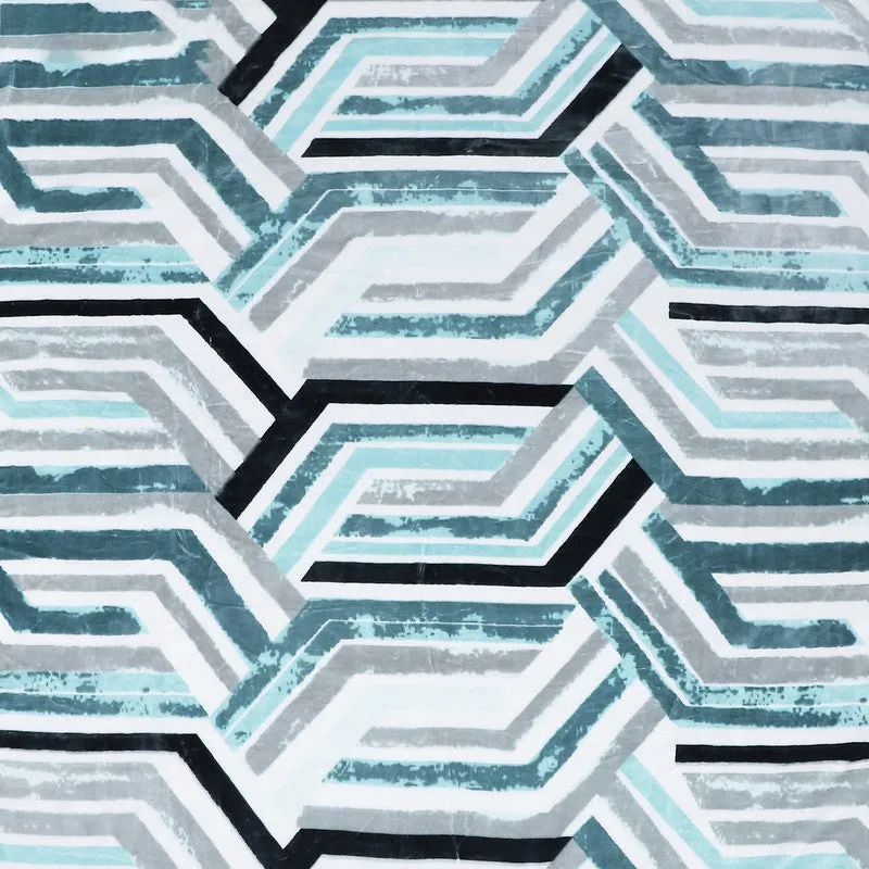 Monte Carlo Ocean Mirage Blanket - 1000 GSM media 6