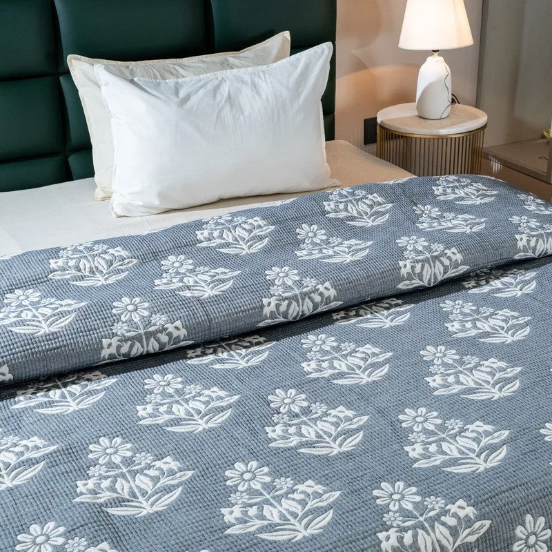 Ivory-Blue Floral Design Comforter media 3