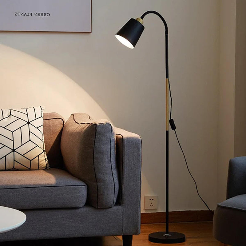 Illumicurve Metal Floor Lamp - Black media 2