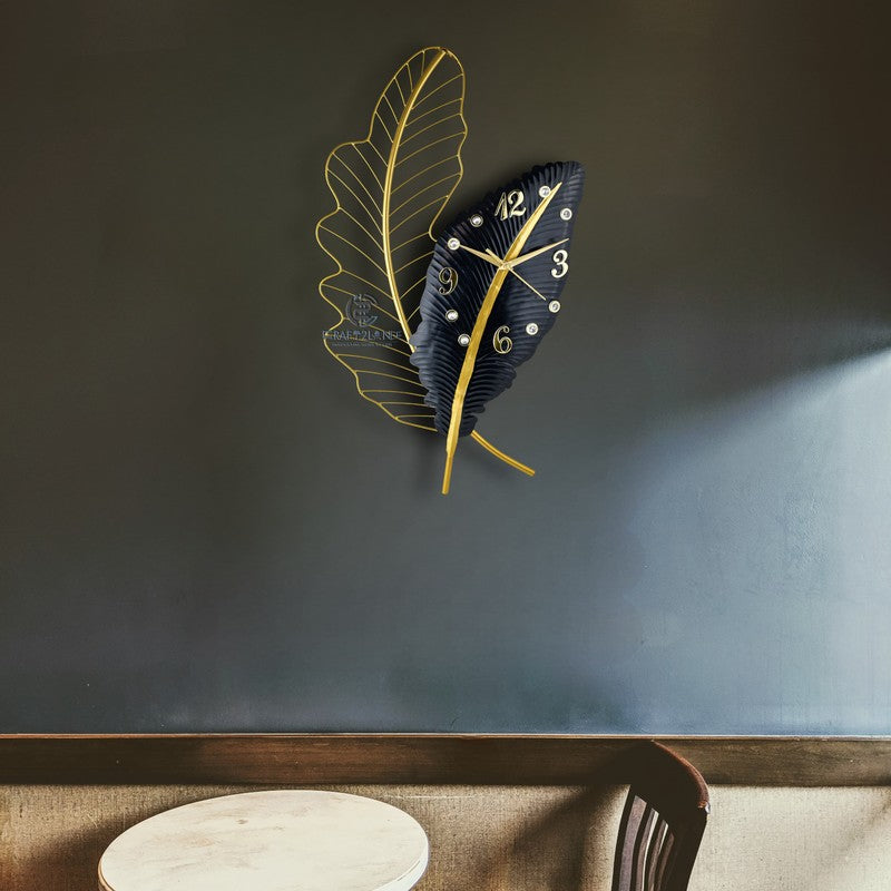 Hourly Silent Wall Clock - Black media 3