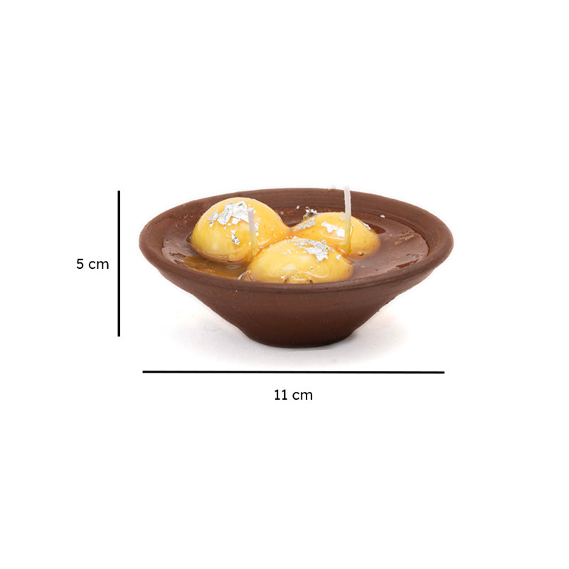 Melt In The Mouth Rasgulla Scented Candle - Vanilla, Cinnamon, Rose media 6