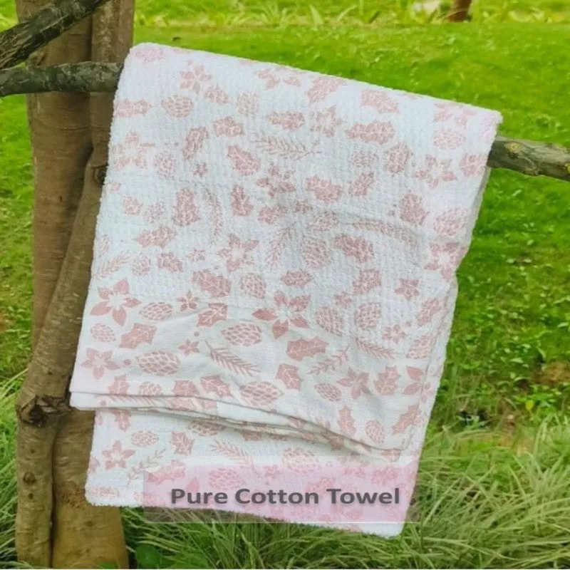 Skyloom Floral Cotton Bath Towels - White media 3
