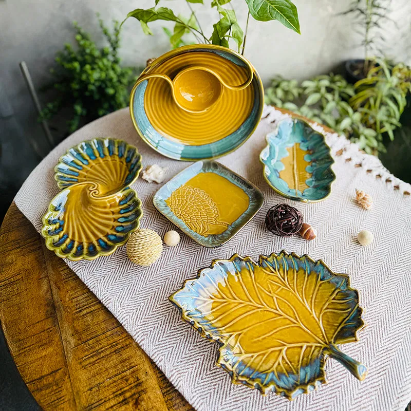 Leaf & Ladle Ceramic Platter - Five Piece Set media 4