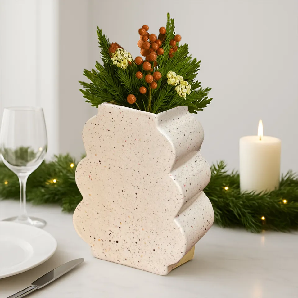 Noel Christmas Tree Ceramic Vase media 1
