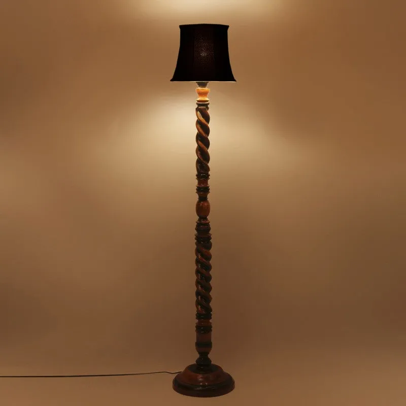 ConicalCurve Floor Lamp (Black) media 4