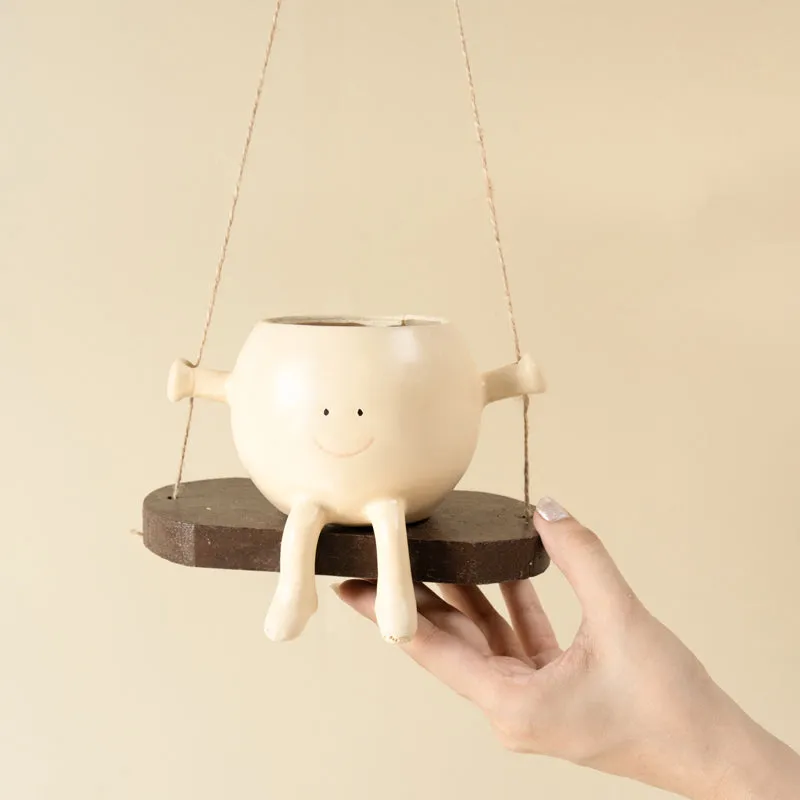 Humpty Face Hanging Planter media 3
