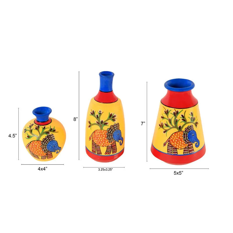Indulkant Terracotta Vase - Three Piece Set media 7