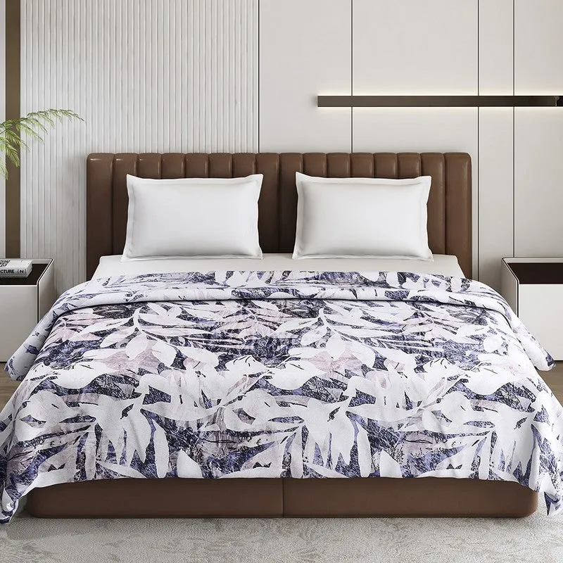 Monte Carlo Greylora Floral Print Polyester Blanket (Light Blue) - 300 GSM media 4
