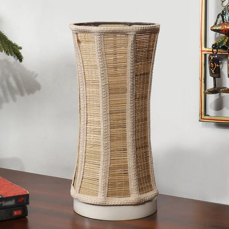 Loomis Bamboo Curve Table Lamp - White media 3