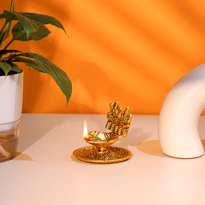 Siddhi Laxmi Metal Diya