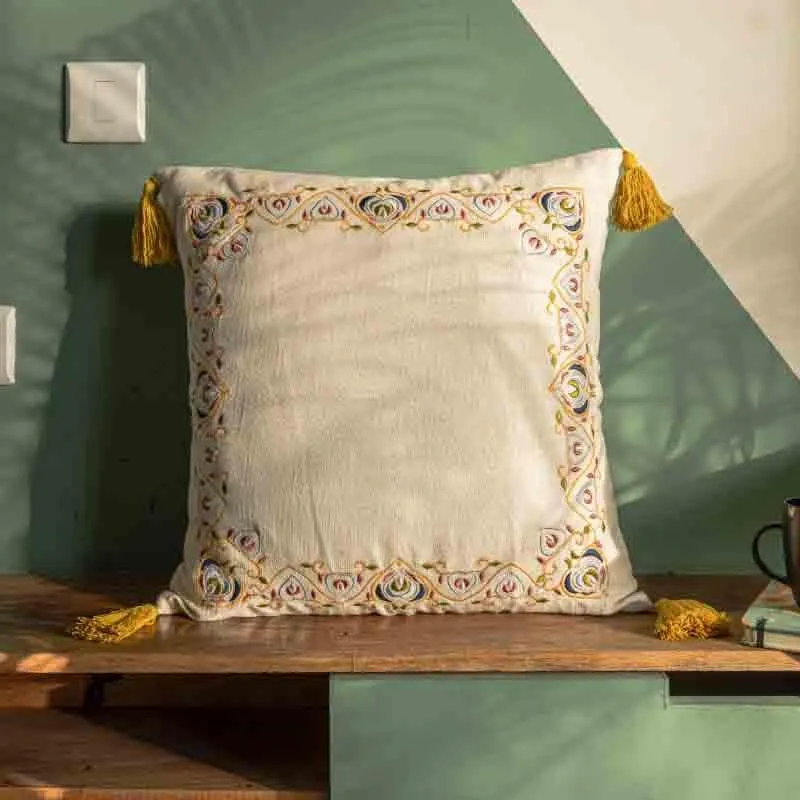 Resol Cushion Cover media 2