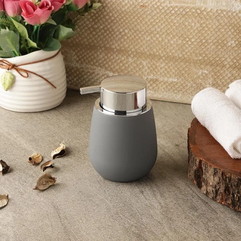 Puro Round Soap Dispenser media 1