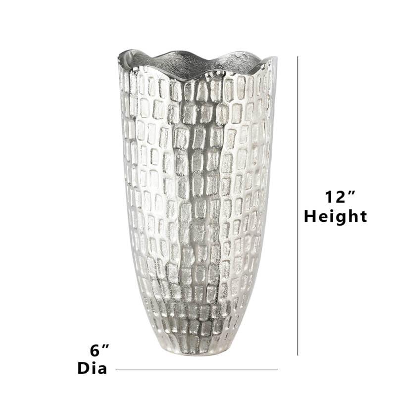 Silver Grided Vase media 5