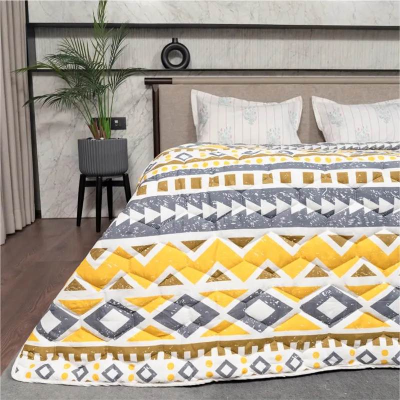 Urban Space New York Reversible Comforter - 200 GSM media 3