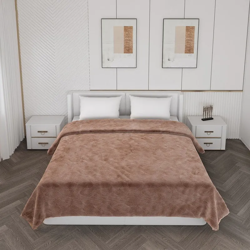 Monte Carlo Azure Bliss Blanket (Brown) - 852 GSM media 3