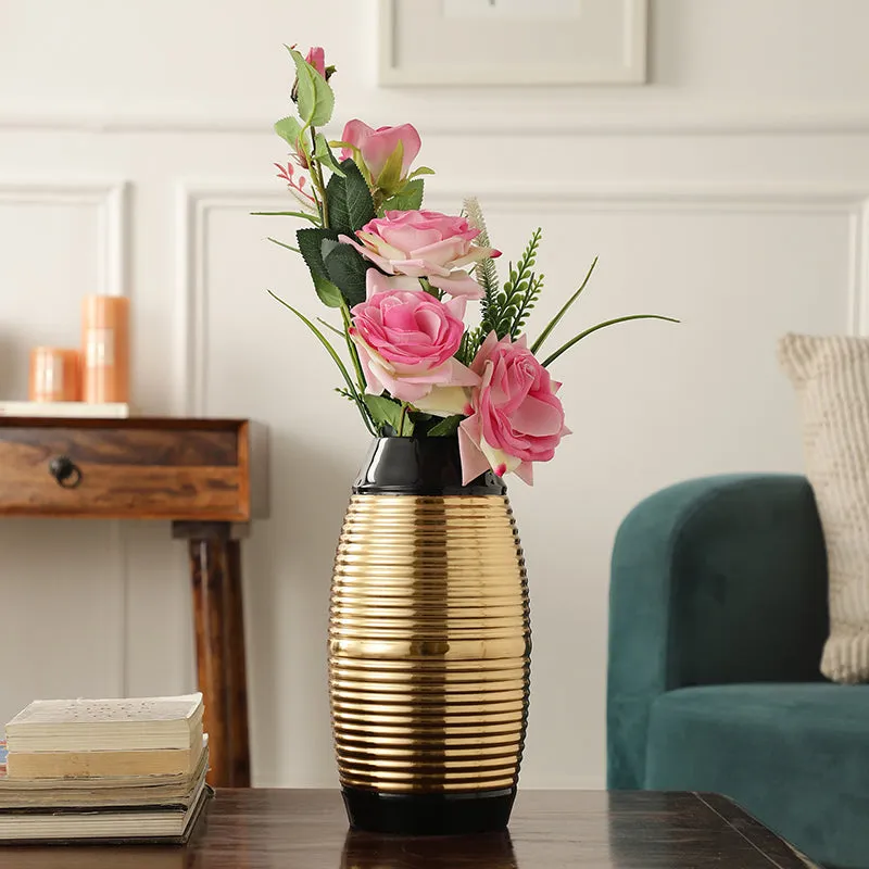 Malva Aluminium Vase - Gold & Black media 1