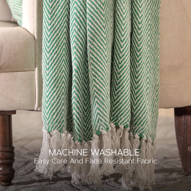 Cozy Chevron Geometric Throw - Green media 4