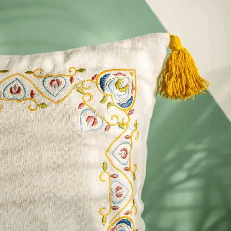 Resol Cushion Cover media 4