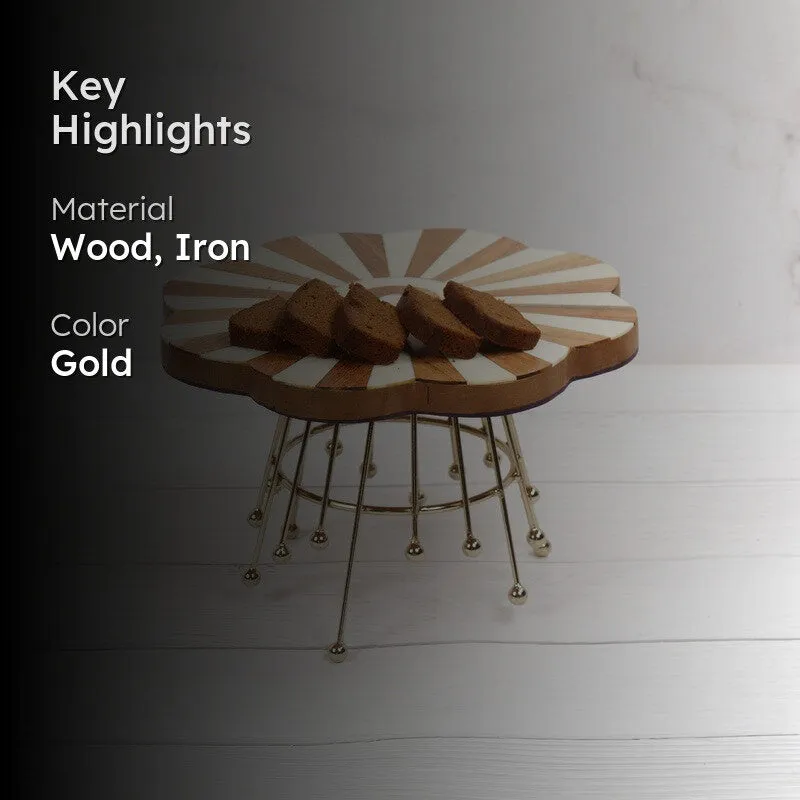 Royal Lift Decorative Cake Stand - Gold media 2