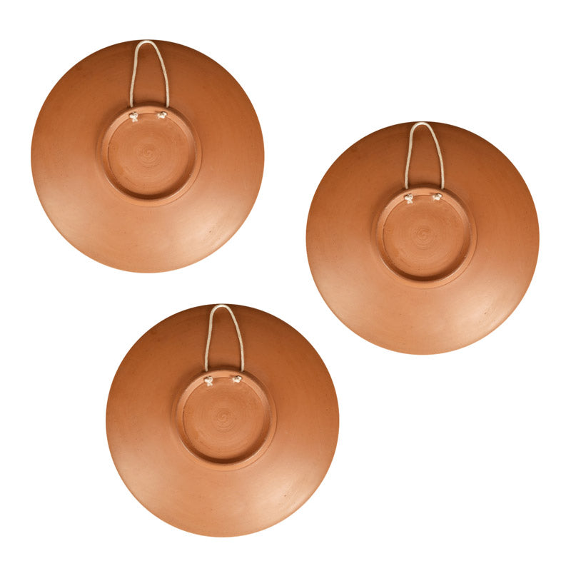 Yara Handpainted Wall Plate - Three Piece Set media 6