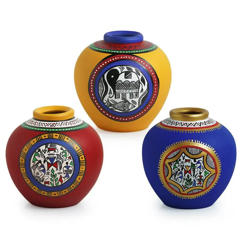 Chilika Warli Handpainted Terracotta Vase - Set Of Three media 3