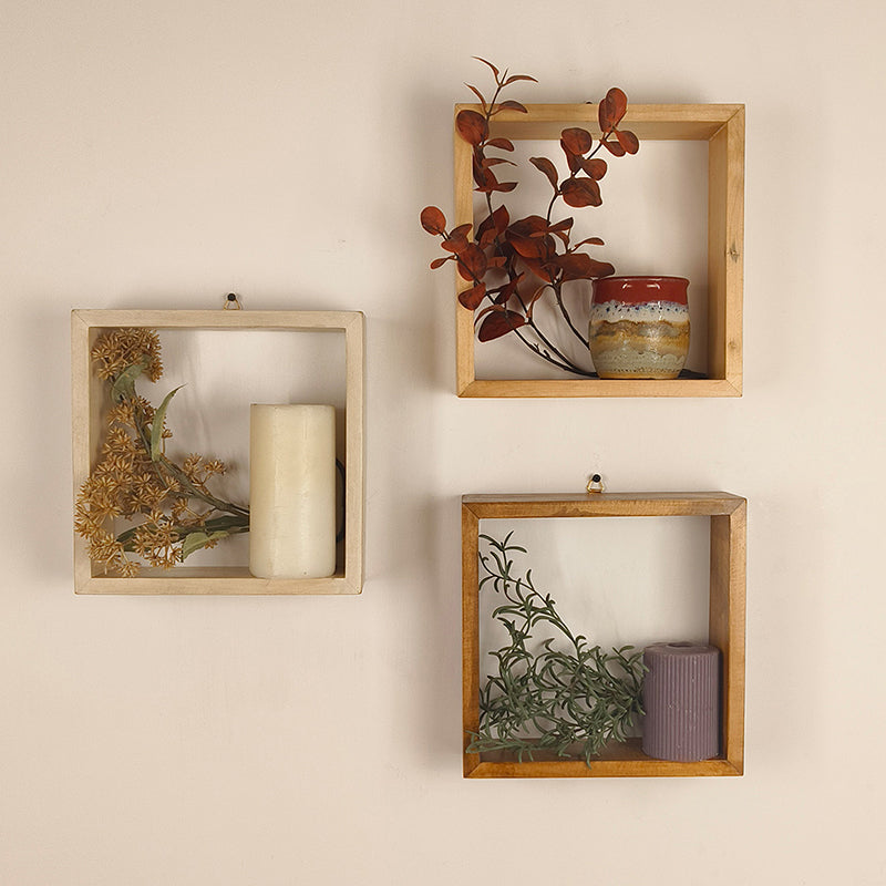 Parallella III Rectangular Shaped Set of 3 Wooden Wall Shelves media 3