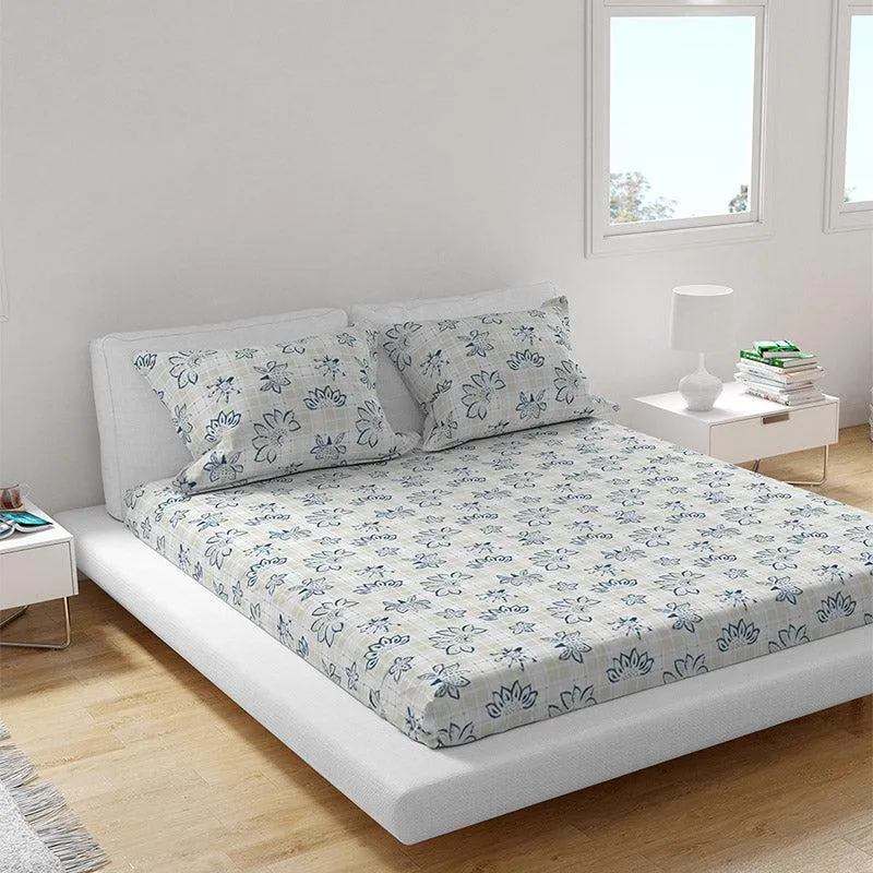 Comfort Percale Floral Cotton Bedsheet - 200 TC media 1
