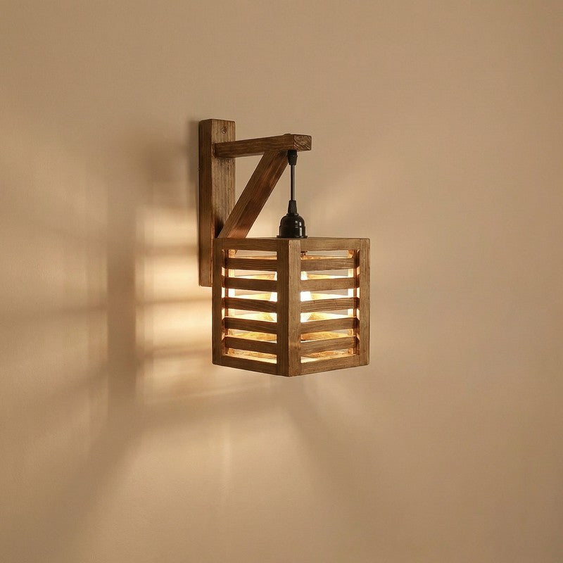 GeoLine Wooden Wall Lamp - Brown media 5