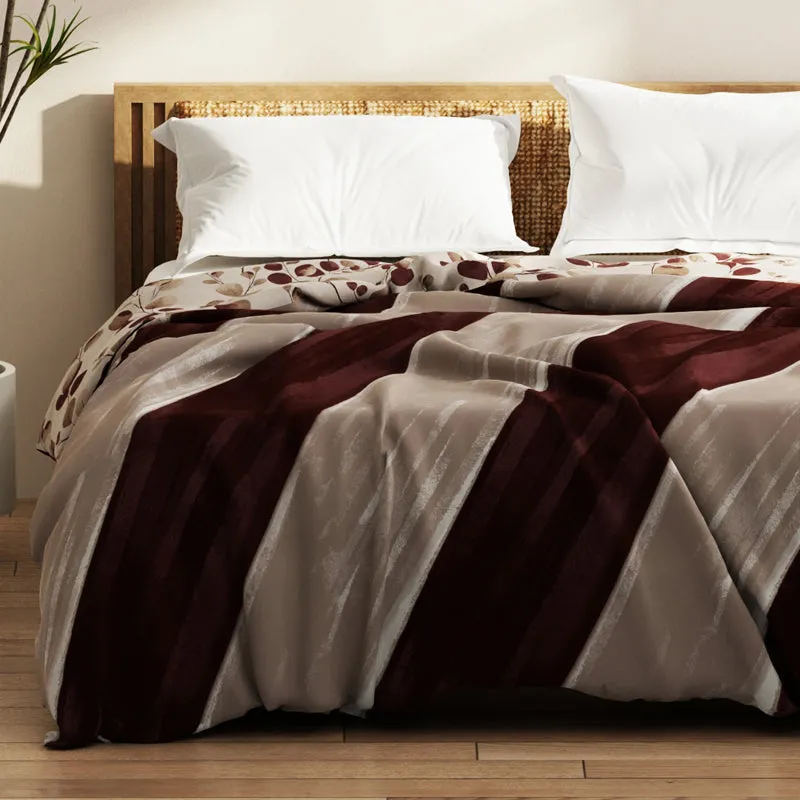 Everdell Stripe Comforter (Maroon) - 150 GSM media 3