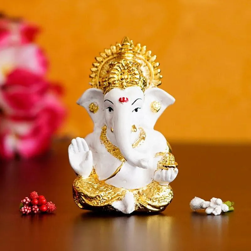 Shri Vigneshwara Idol media 3