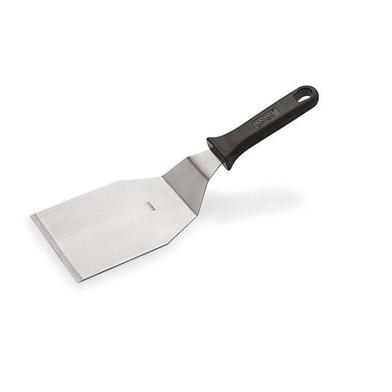Turner Plastic Handle media 3